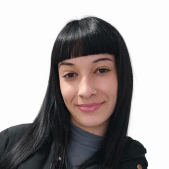 Niñera Guernica: Camila