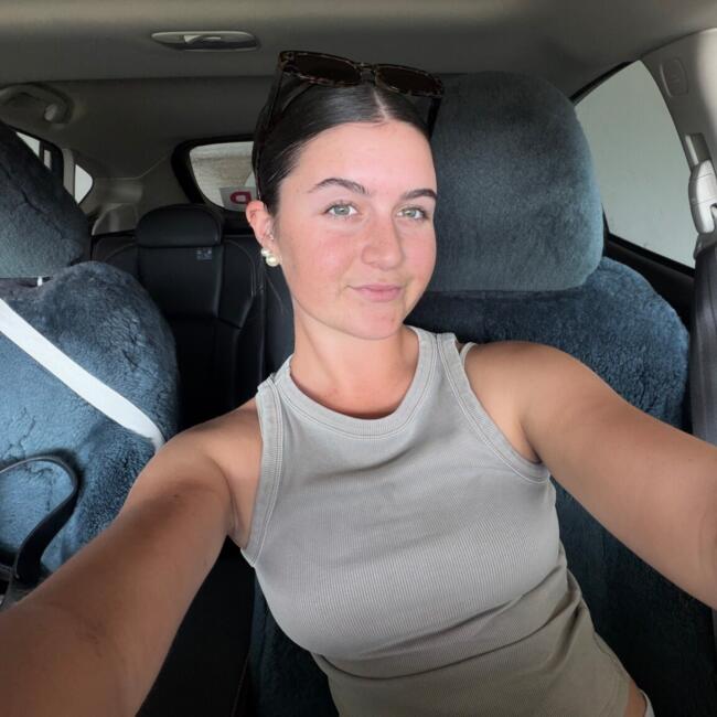 Babysitter in Hervey Bay: Katelyn