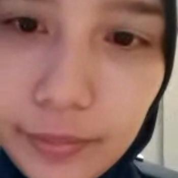 Babysitting Jobs in Johor Bahru: babysitting job Zulfaizan