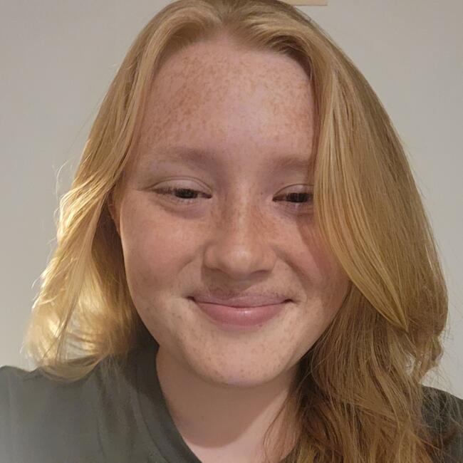 Babysitter in Auckland: Mikyla