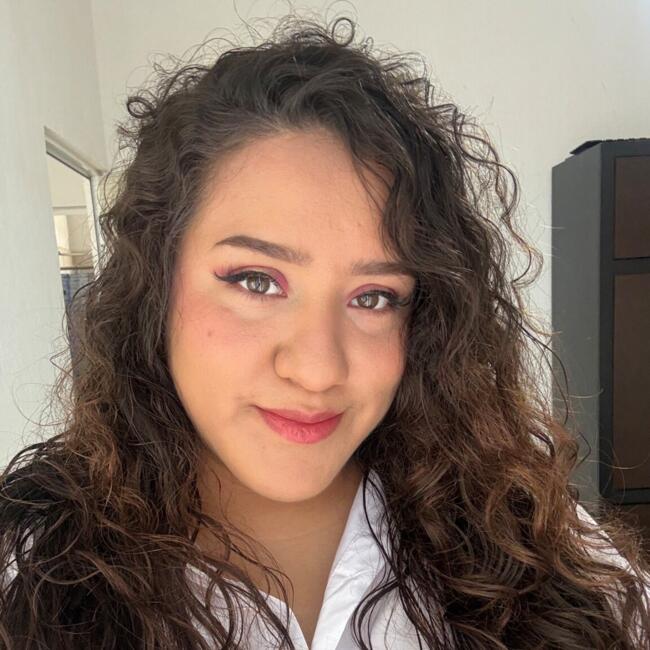 Babysitter in Puerto Vallarta: Adriana Cabrera