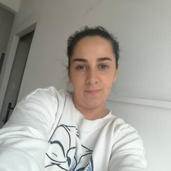 Babysitter in Oleiros: Andrea