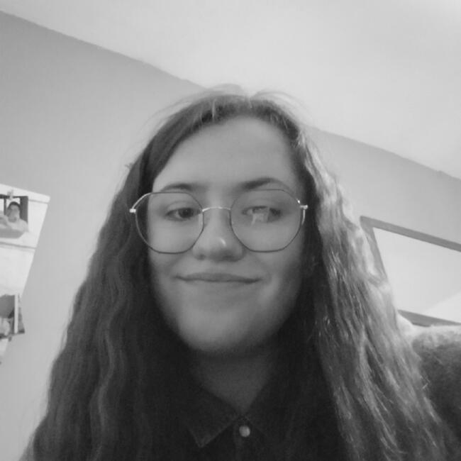 Babysitter in Outreau: Mélina