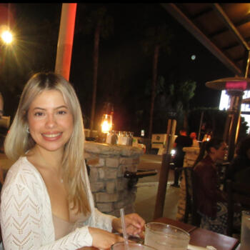 Babysitter in Los Angeles: Kateling