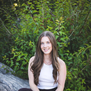 Babysitter Nottingham: Isabella