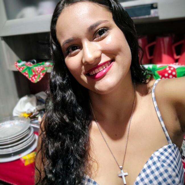 Babysitter in Barra do Garças: Shaira