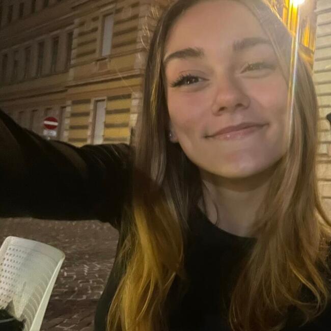 Babysitter in Faenza: Desarda