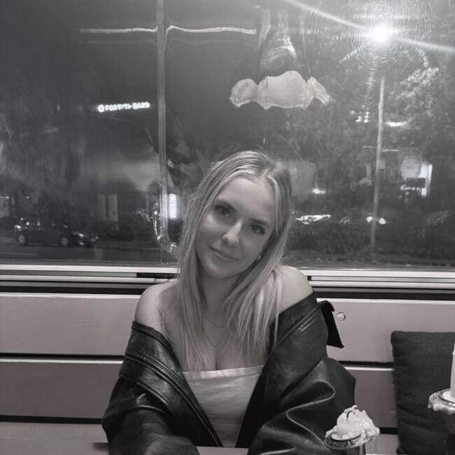 Babysitter in Christchurch: Sofia