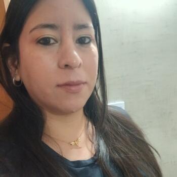 Babysitter Pilar: Yanina