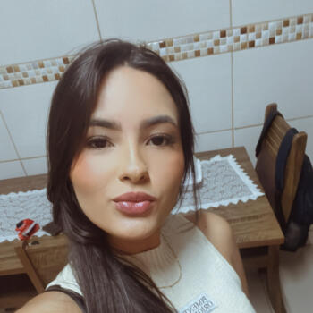 Babá em Embu das Artes: Mileny