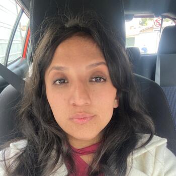 Babysitter in Quito: Jhuliana