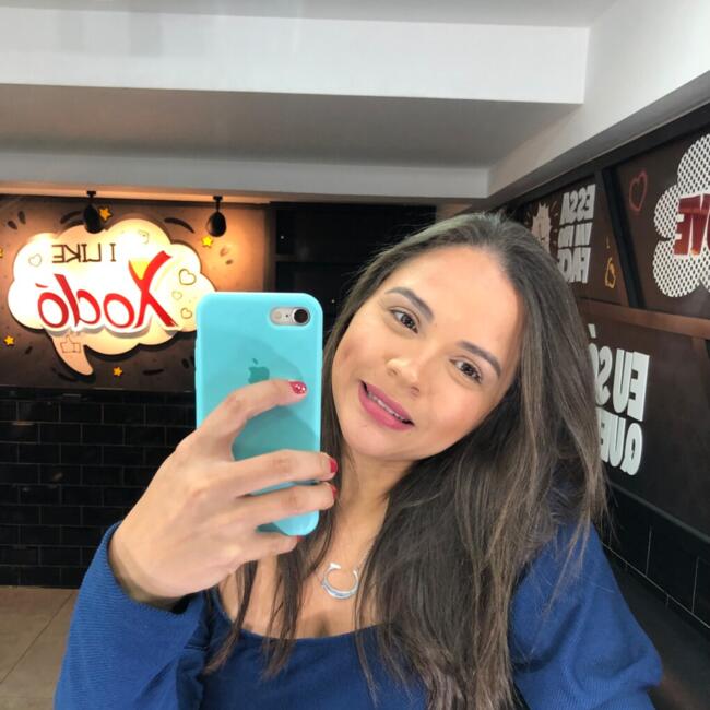 Babá em Queimados: Cheila