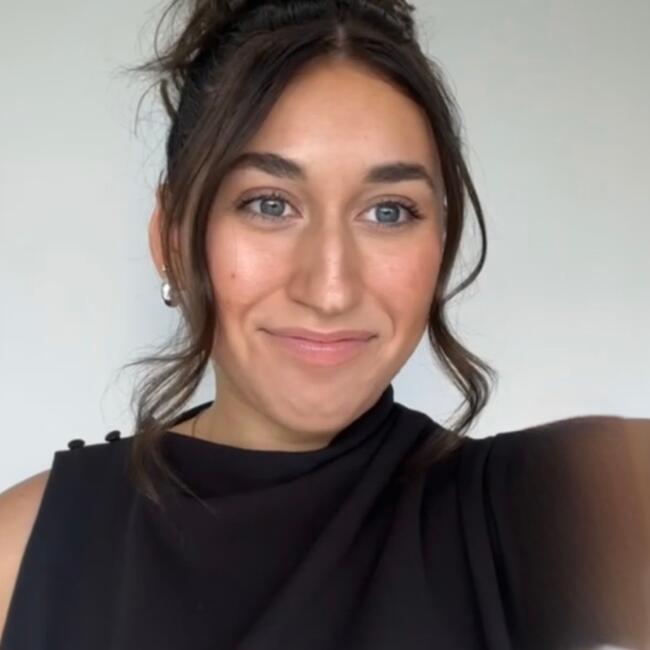 Babysitter in Central Coast: Caitlyn