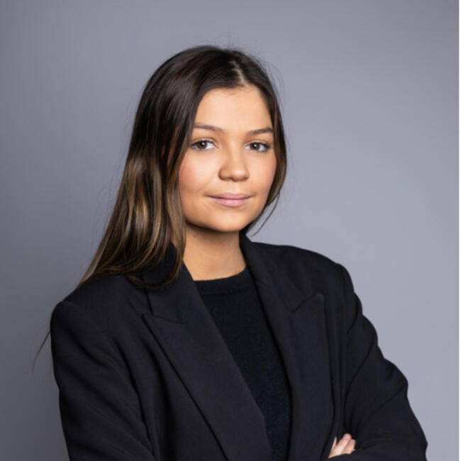 Babysitter in London: Alixe