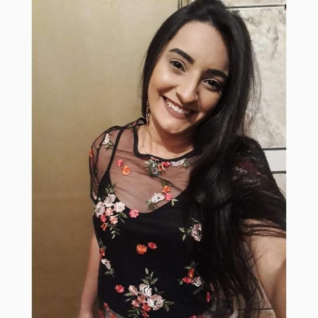 Babysitter in Goiânia: Anny
