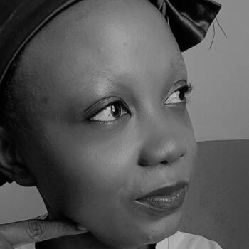 Babysitter Nairobi: Carol