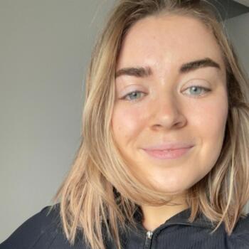 Babysitter in Melbourne: Hannah