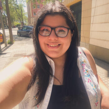 Canguro en Barcelona: Paola Anabella