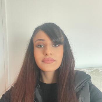 Babysitter in Birmingham: Zahra