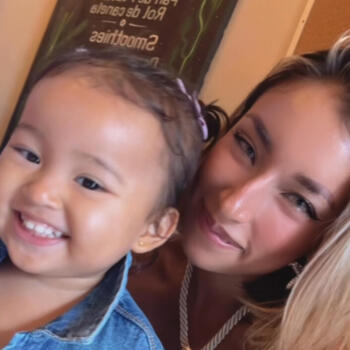 Babysitter Cancún: Sakura