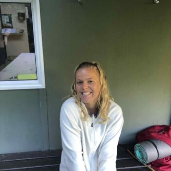 Babysitter in Tauranga: Laura