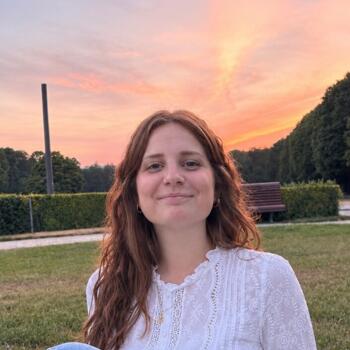 Babysitter in Ixelles-Elsene: Clara