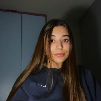 Babysitter a Roccabruna: Giulia