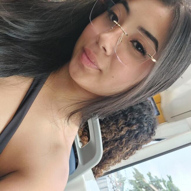Babysitter in São Vicente: Karolayne