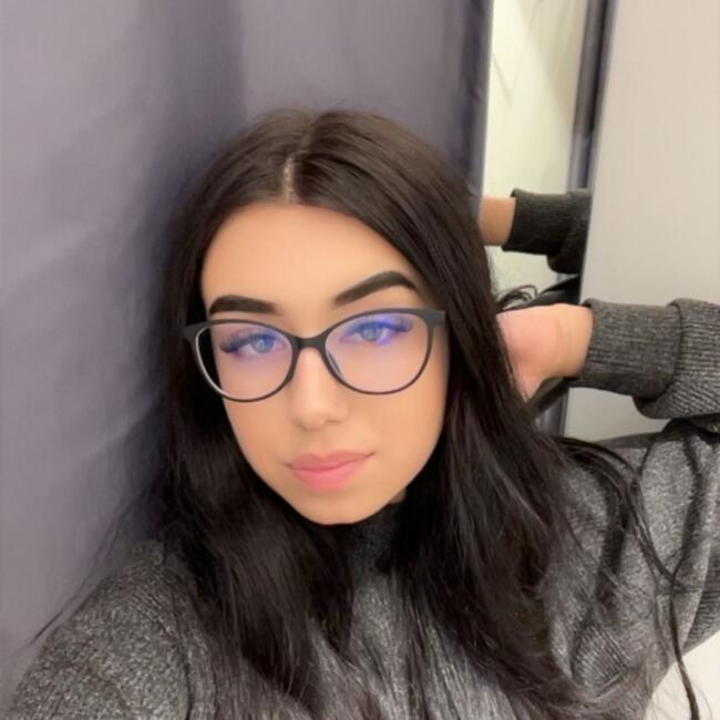 Babysitter in Bucharest: Alexiaa