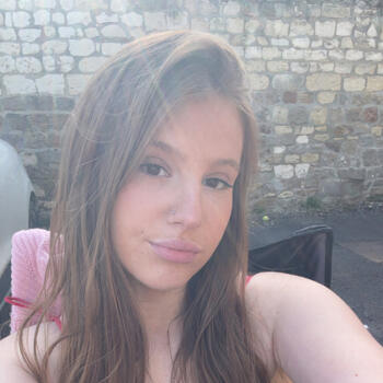 Babysitter Urville-Nacqueville: Camille