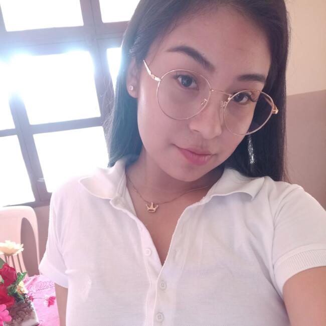 Babysitter in Santa Cruz: María