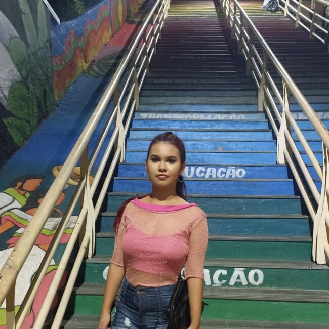Babysitter in Santarém: Renata