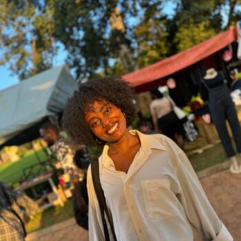 Babysitter in Berlin: Nelda