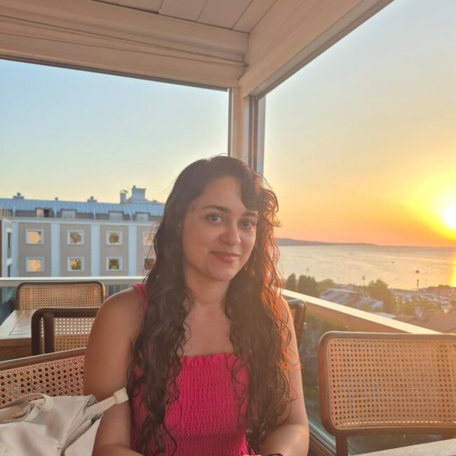 Babysitter in Istanbul: Atiyeh