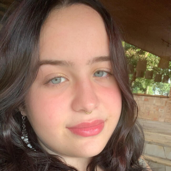 Babá em Araçatuba: Giovana