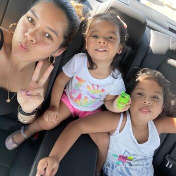 Babysitter in Coral Springs: Silvia fernanda