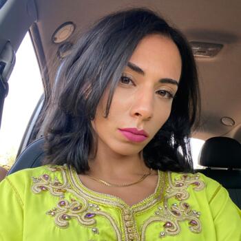 Babysitter a Milano: Ikram