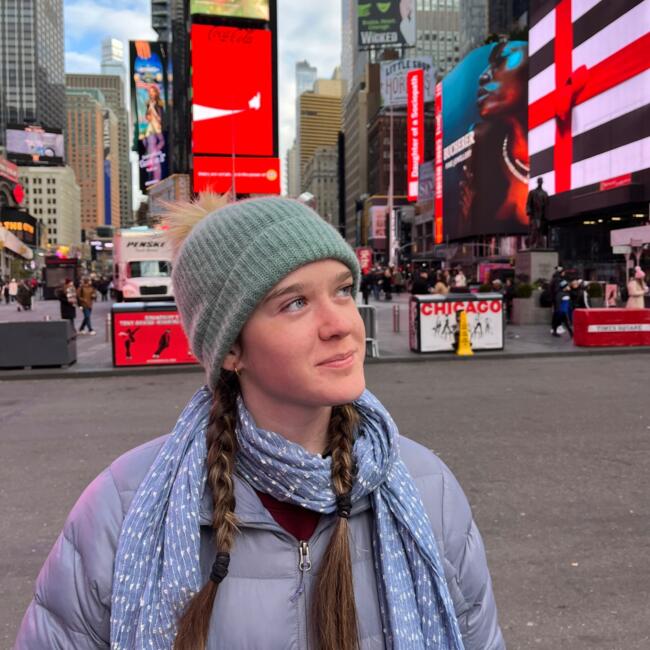 Babysitter in Arvada: Lila