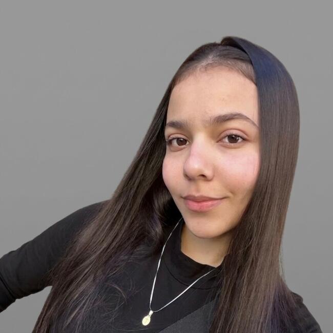 Trabajo de canguro en Alcantarilla: Isabela