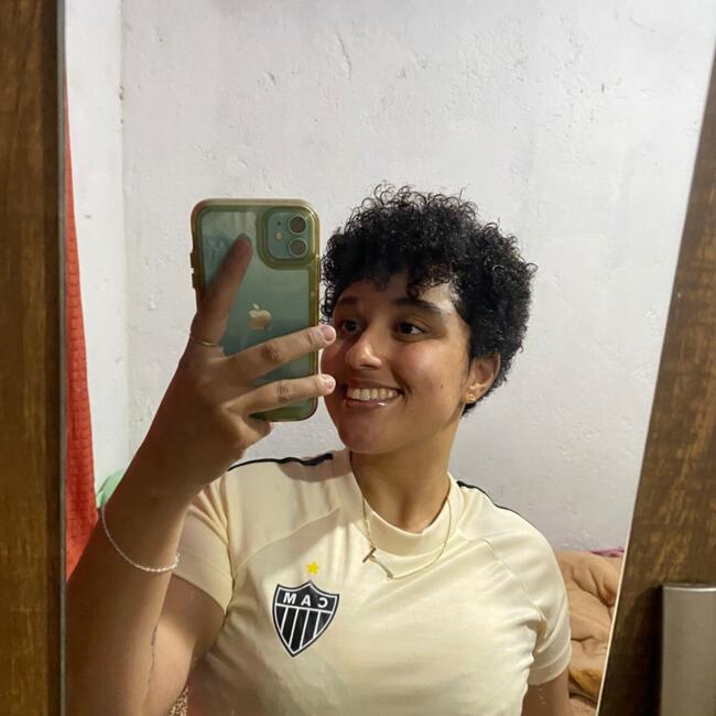 Babysitter in Nova Lima: Thaine