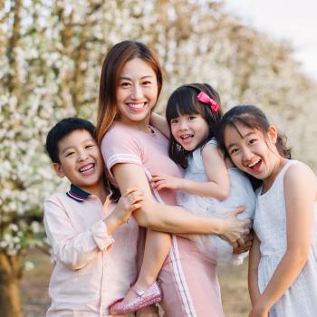 Babysitter Singapore: Candie
