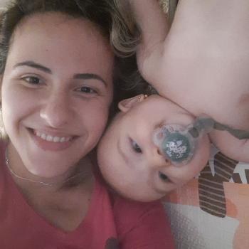 Emprego de babá Guarujá: emprego de babá Gabriela