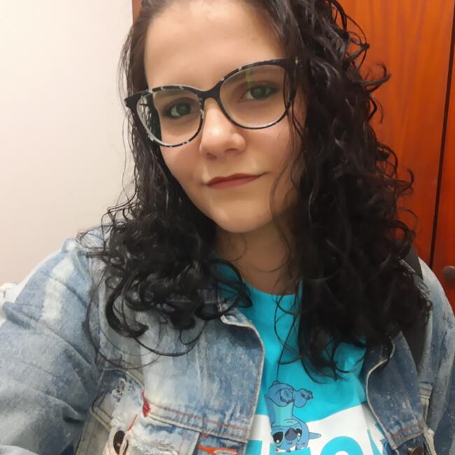 Babysitter in Ribeirão Preto: Ana Julia P. Thomaz