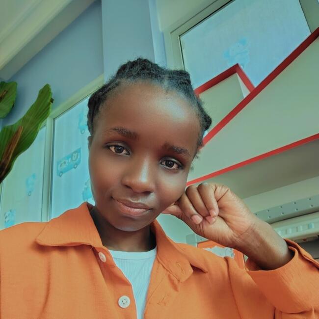 Babysitter in Al Rayyan: Mary