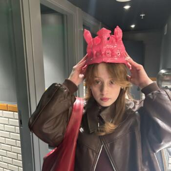 Babysitter in Glasgow: Alice