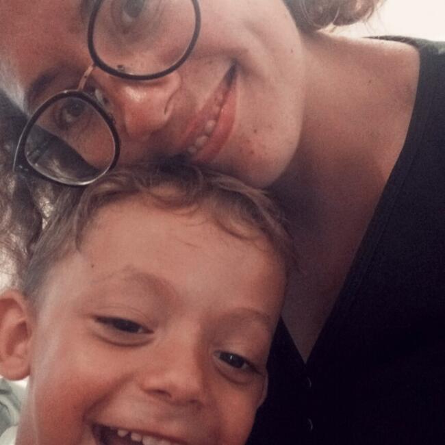 Trabalho de babysitting em Sangalhos: Barbara