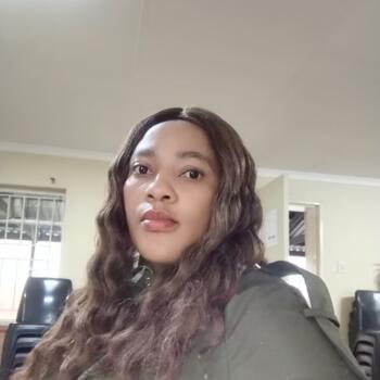 Babysitter in Český Těšín: Nomonde