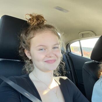 Baby-sitter in Stoney Creek (Ontario): Jordan