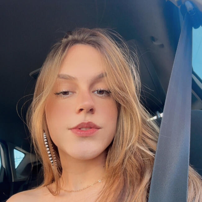 Babysitter in Juiz de Fora: Laís