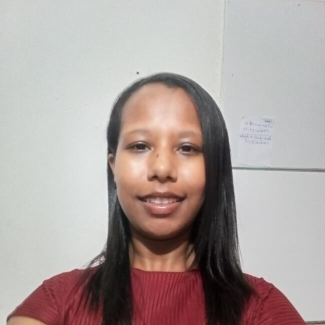 Babysitter in Leme: PALOMA